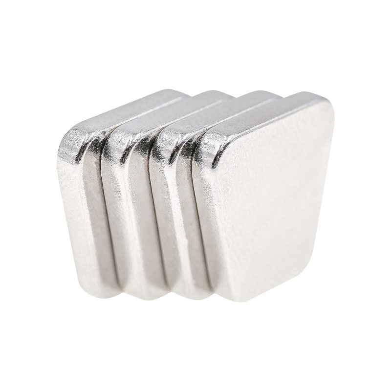 Magnet Permanen Trapesium