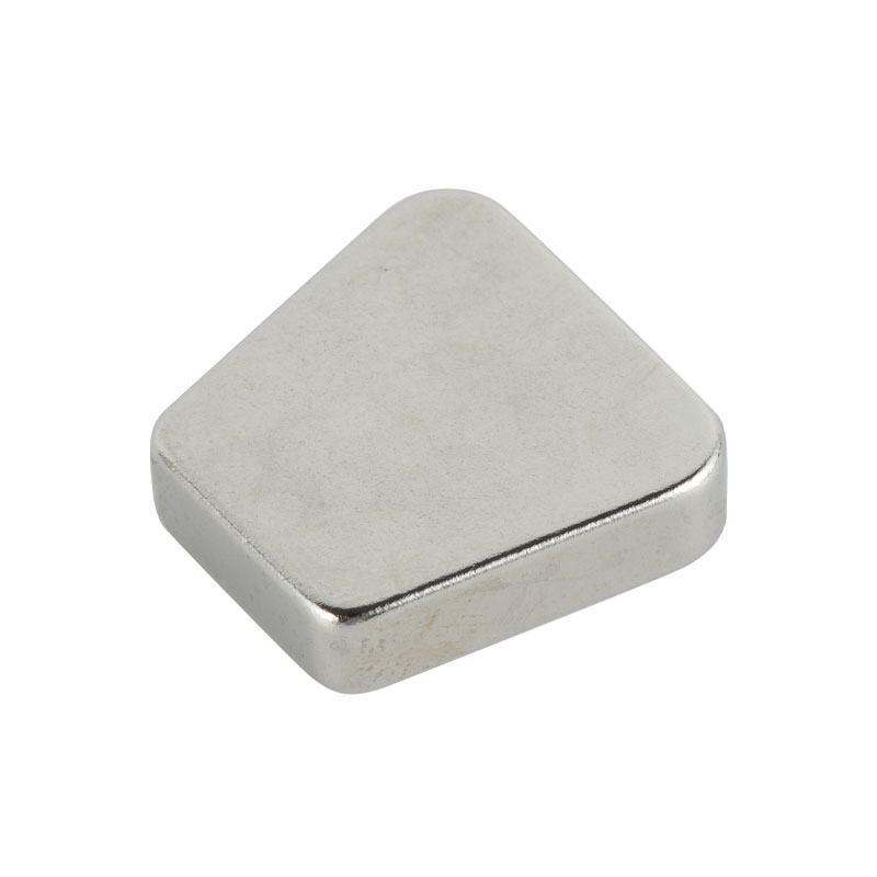 Magnet untuk pemisah magnet